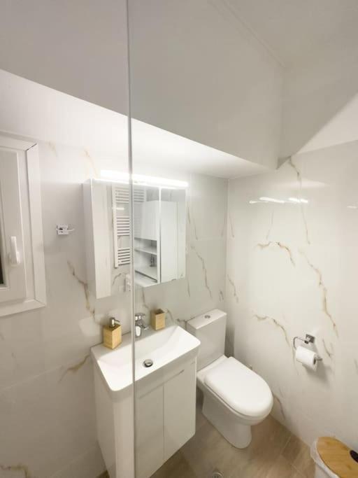 Petite Retreat In Kolonaki, Athens /Netflix Apartment Bagian luar foto