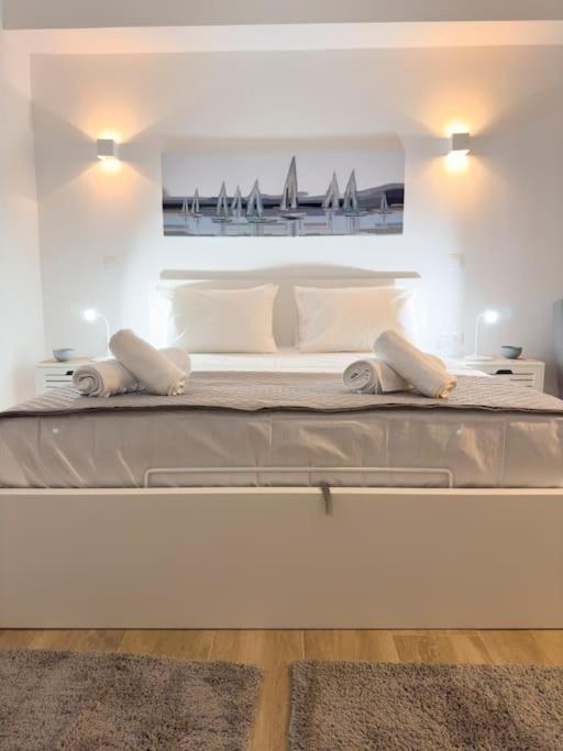 Petite Retreat In Kolonaki, Athens /Netflix Apartment Bagian luar foto