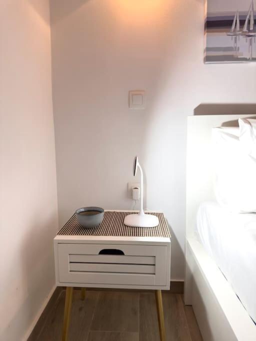 Petite Retreat In Kolonaki, Athens /Netflix Apartment Bagian luar foto